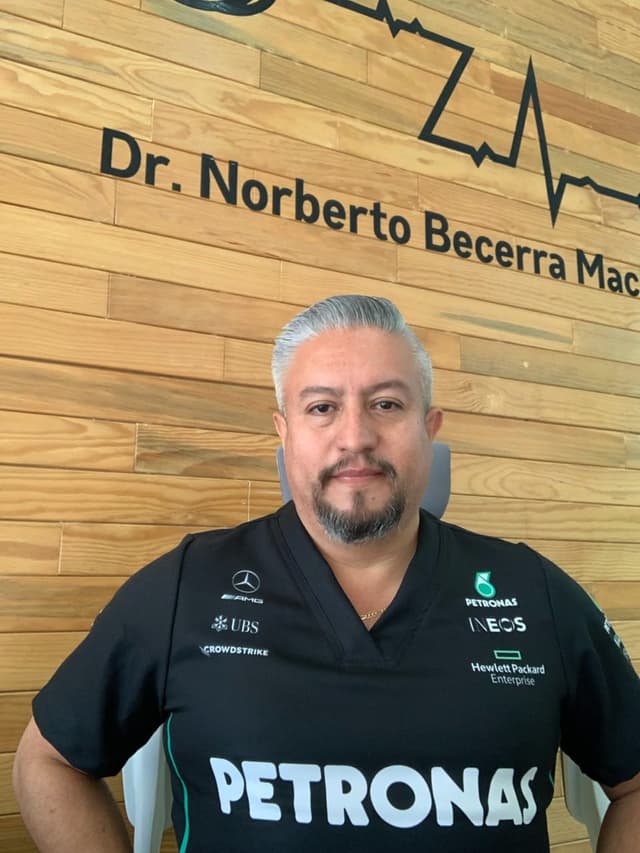 Dr. Norberto Becerra